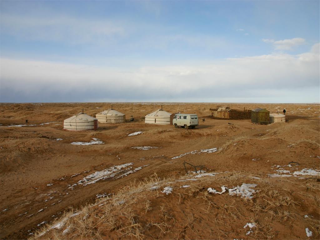 Ub Guesthouse & Tours - Not For Locals Ulaanbaatar Ngoại thất bức ảnh